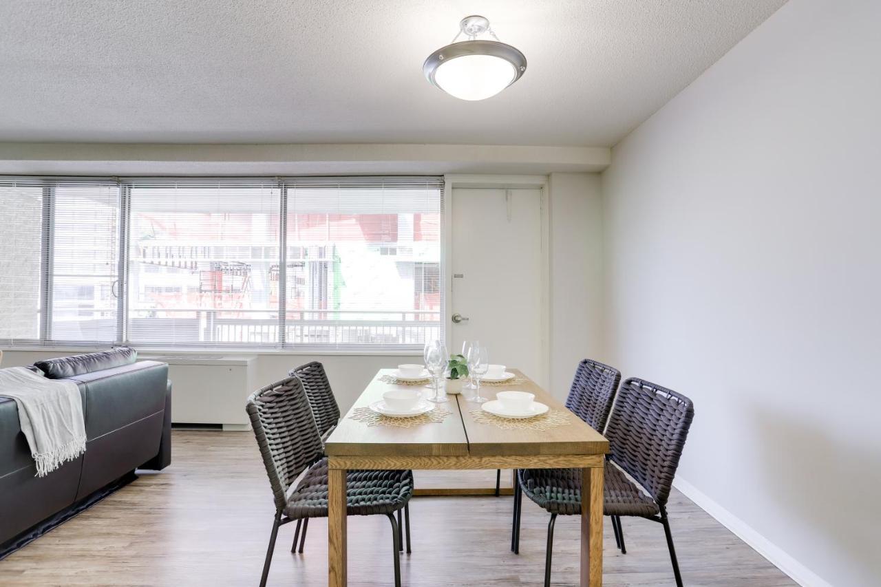 Modern Apartment At Crystal City Arlington Extérieur photo